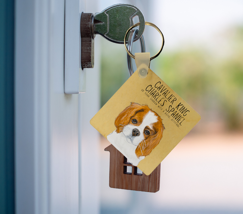 Royal Sidekick: Wooden Cavalier King Charles Spaniel Keyring – Your Loyal Shadow in Style