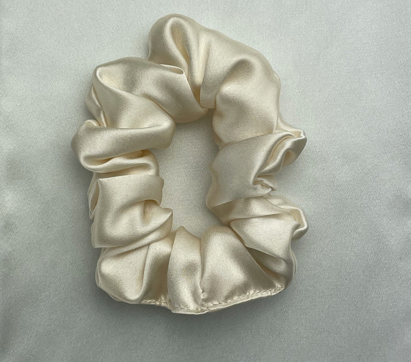 Champagne Silk Scrunchie - Regular