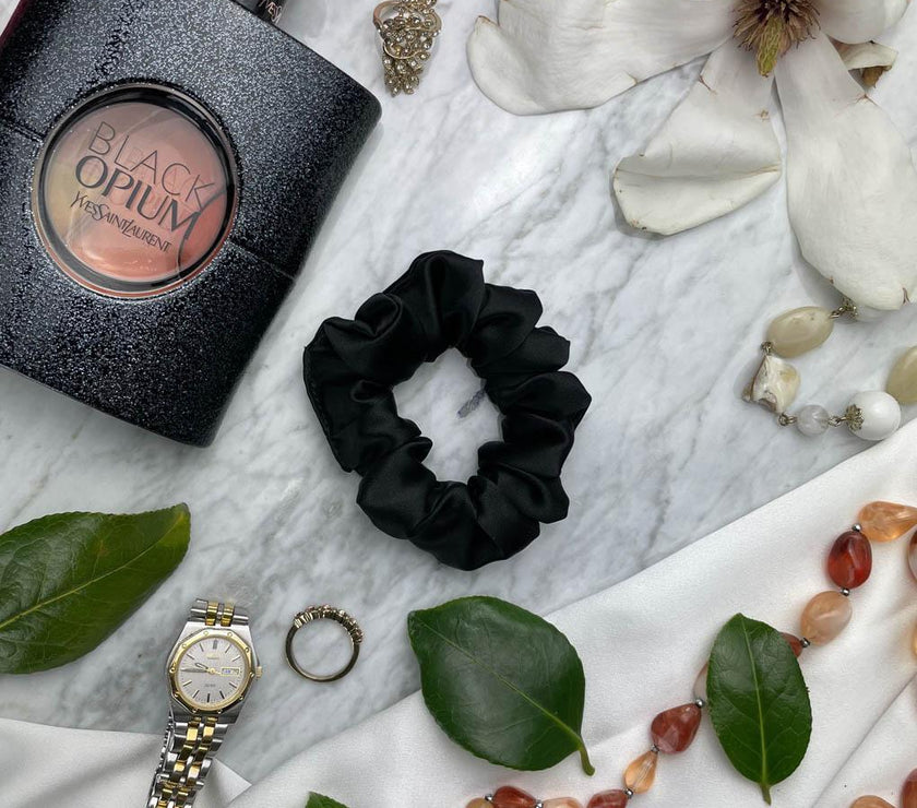 Black Silk Scrunchie - Regular