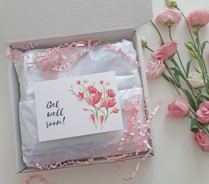 SENDING HUGS | MINI CARE PACKAGE