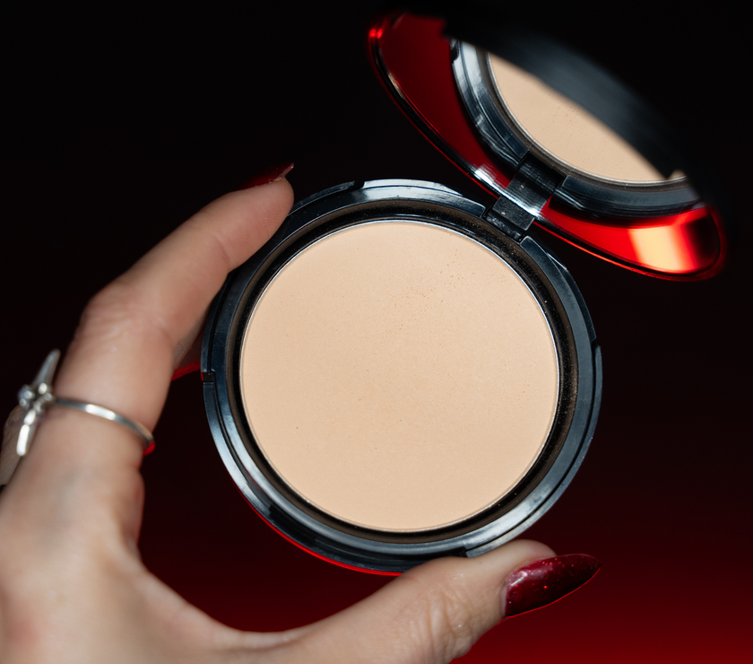 Smooth & Set Brightening Powder - Peach